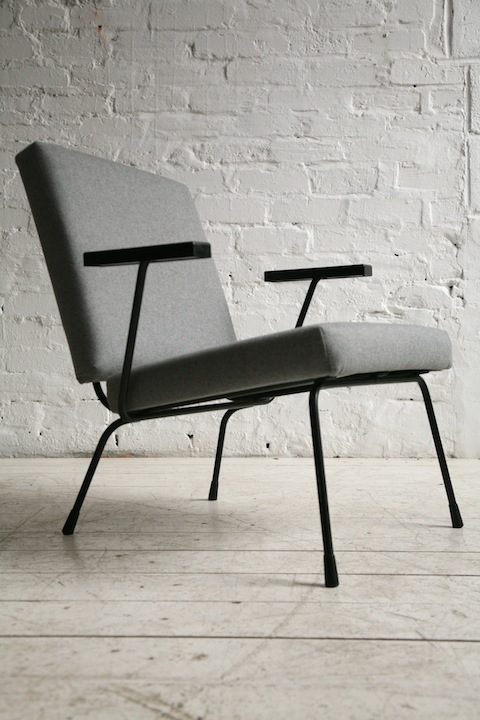 Rietveld Model 1407 Chair