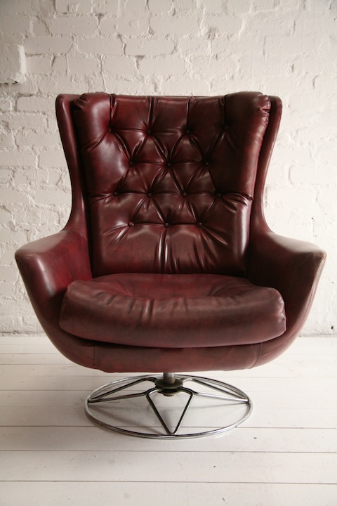 Red 1960s Swivel Chair3