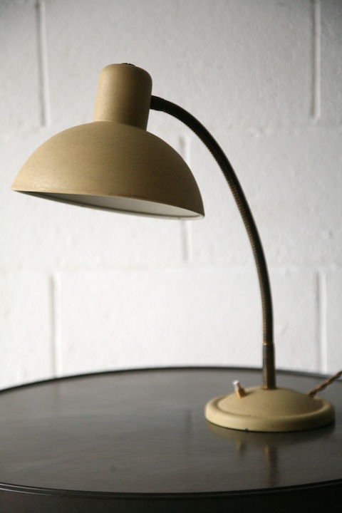 Cream 50s Desk Lamp