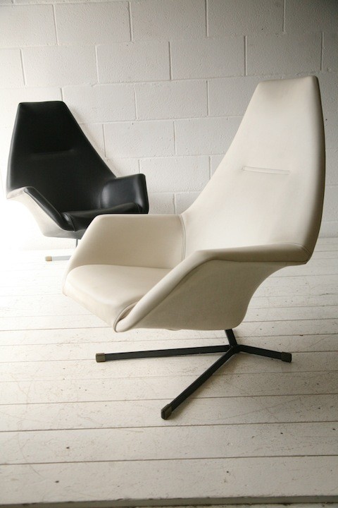 Pair of 1960s Lounge Chairs by Peter Hoyte 1