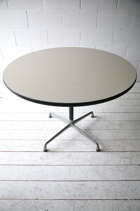 Herman Miller 'Action Office' Round Table