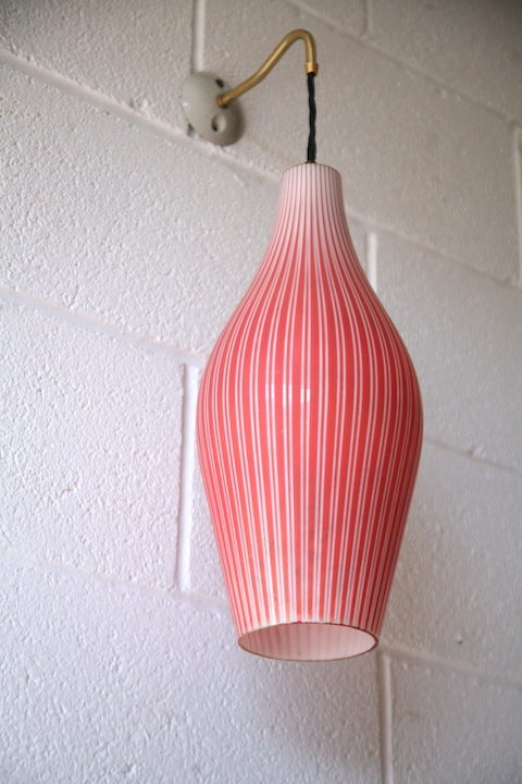 1950s Red Glass Wall Light 2