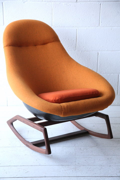 1960s 'Gemini' Rocking Chair by Lurashell 3