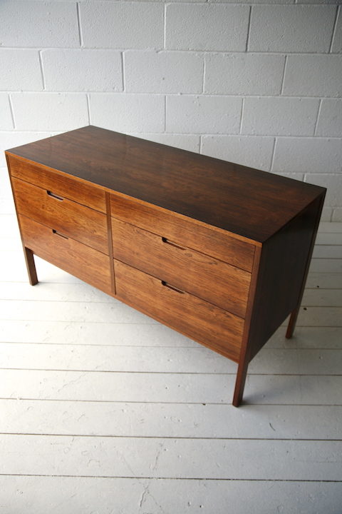 1960s Rosewood Chest of Drawers 2