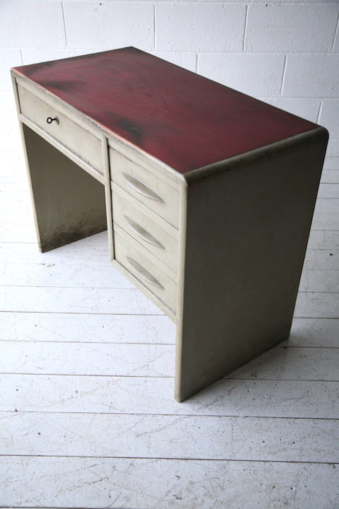 1950s Italian Wooden Desk 1